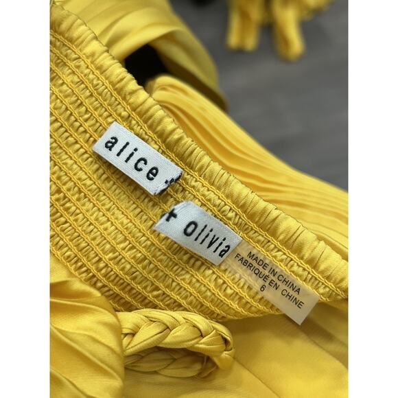 NWT Alice + Olivia Powell Yellow Pleated Wide Leg Side Cut Out Jumpsuit Size 6 - Picture 13 of 15